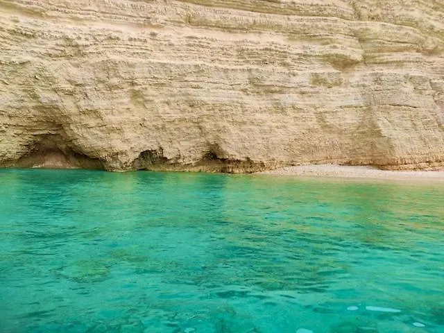 Eos - De Charme Et Confort Pour 4 Personnes Pres De La Et Du Coeur De Koufonissi Koufonisia